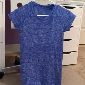 Lulu lemon shirt